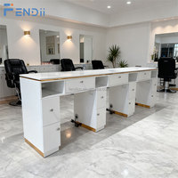 Table de technicien d'ongle de luxe moderne professionnel avec lumière LED réglable et stockage