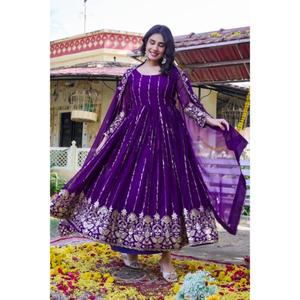 เทศกาลเปิดตัวสินค้าใหม่ ชุดยาวแบบซัลวาร์ คามีซ ผ้าฟ็อกซ์จอร์เจตต์ ประดับด้วยงานปักเลื่อมหนา 5 มม. เหมาะสำหรับงานปาร์ตี้ - Product Image 1