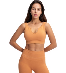 Ropa de yoga para mujer, conjunto de sujetador y mallas con el último diseño y estampado personalizado a bajo precio, novedad - Product Image 1