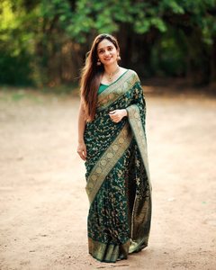 Sari en coton indien pour occasions spéciales, mariage, Surat, dernier design, prix bas, vente en gros 77619 - Product Image 1