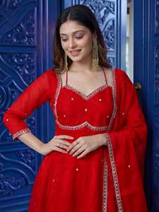 Vestido de seda Fendi Chinon de aspecto lujoso con bordado pesado y lentejuelas, falda y dupatta, para ocasiones festivas Diwali, precio al por mayor, Rama para mujer - Product Image 2