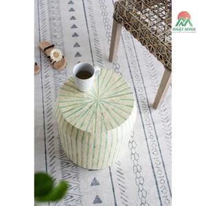 Table basse moderne en résine Nhat Minh avec incrustation de nacre, design contemporain pour salon - Product Image 6