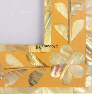 Marco de Fotos Decorativo de Madreperla con Incrustaciones de MOP, Hecho a Mano, Elegante Regalo de Tradebyd - Product Image 5