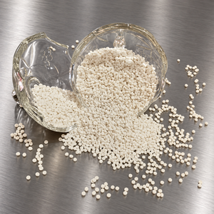 Meilleur prix, produit phare : Granulés de carbonate de calcium (masterbatch) en forme de remplissage, couleur blanc naturel, matière première pour bidons. - Product Image 6