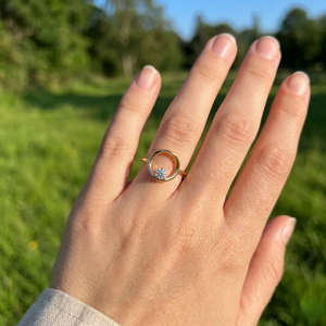 Bague de fiançailles romantique en or jaune 14 carats avec diamant de laboratoire taille brillant de 0,51 carat certifié IGI pour femme, anniversaire, mariage - Product Image 2