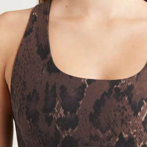 บราออกกำลังกายโยคะแบบใหม่ ดีไซน์เรียบง่าย รองรับกระชับ ป้องกันได้ดี สำหรับผู้หญิง สายปรับได้ ยืดหยุ่น - Product Image 5