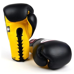 นวมชกมวยรุ่นล่าสุด Twins สีดำและเหลือง สายรัดปรับได้แบบ Hook and Loop หนังแท้ สำหรับฝึกซ้อมและแข่งขัน อุปกรณ์ออกกำลังกาย มวยไทย - Product Image 2