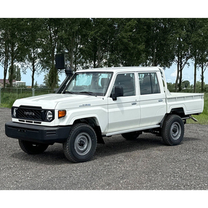 Toyota Land Cruiser Pickup Usada 4x4 con Transmisión Manual, Camioneta Utilitaria de Gran Capacidad de Carga - Product Image 1