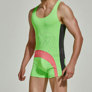 Uniforme de lutte sur mesure avec une coupe ergonomique, un tissu doux au toucher et un look moderne et élégant pour les équipes - Product Image 3