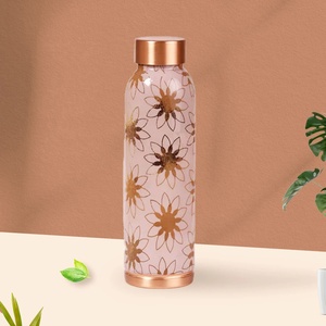 Bouteille d'eau en cuivre jaune avec motif de piment rouge, gourde de voyage portable avec couvercles inclus - Product Image 5