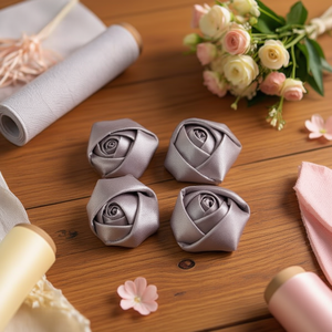 Fleur en tissu ILAN 4 cm grise, artisanat décoratif, 4 pièces - Product Image 2