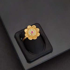 Bague élégante et luxueuse plaquée or rose et blanc avec pierre autrichienne, accessoire chic et tendance de Jewelemarket - Product Image 1