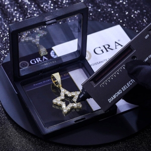 925 Silver Moissanite Hollow Star Pendant - Premium Artisan Jewelry, Premium Finish Iced Diamond Pendant, Unisex Hiphop Pendant - Product Image 4