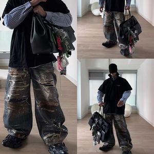 Jeans personnalisés en gros pour hommes, style streetwear hip-hop, à ourlet brut, effet délavé soleil, coupe ample, droite et large - Product Image 4