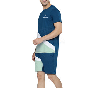 Conjunto de Camiseta y Pantalones Cortos Profesionales con Costuras Resistentes y Ajuste Cómodo para Uso Diario Masculino - Product Image 3