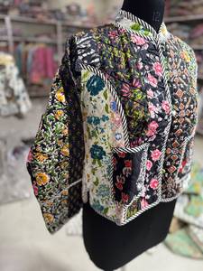 Chaqueta Acolchada para Mujer, con Parches Florales, Cuello Mandarín, Manga Larga, Ropa de Invierno, Bordado a Mano, Relleno de Poliéster, REGALO - Product Image 2
