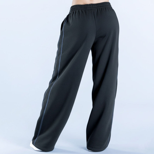 Sweat-shirt et pulls pour femmes, coupe ample, noir, personnalisé, en coton molletonné respirant, idéal pour la gym et le streetwear, parmi les plus vendus. - Product Image 6