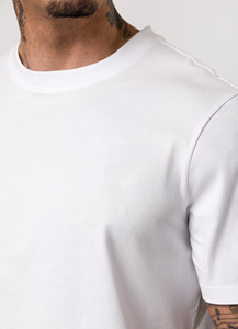 T-shirt blanc uni ajusté en coton pour homme – Vente en gros 100 % coton - Product Image 4