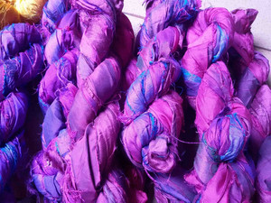 Tissus en soie brocart 100% tissés à la main sur mesure, idéaux pour les textiles de maison et adaptés aux créateurs de vêtements en tissu noir - Product Image 6