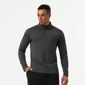 Camiseta Deportiva Premium para Hombre con Cierre de Cremallera de un Cuarto |   Suéter Ligero de Alto Rendimiento con Mangas Largas |   Ropa Deportiva Personalizada para Equipos 100% - Product Image 2