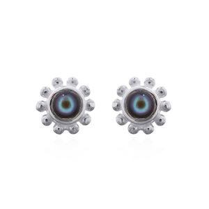 Pendientes de Plata de Ley con Diseño de Flor de Bali y Concha de Abulón Radiante - Product Image 1