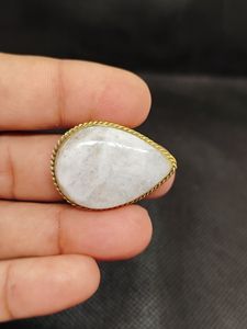 Colgante de Piedra Lunar 100% Natural con Ranura, de Alta Calidad, con Ranura de Latón, Precio al por Mayor, Lote de Colgantes de Macramé con Piedra Lunar, Cristal - Product Image 2