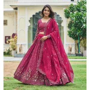 Atractivo Lehenga Choli de Georgette con Bordado y Lentejuelas, Listo para Usar, con Dupatta Rosa - Product Image 1