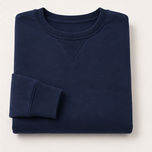 เสื้อสเวตเชิ้ตคอกลมทรงคลาสสิคสำหรับผู้ชาย สีน้ำเงินเข้ม แต่งลายสามเหลี่ยม รุ่น MCRW-0005 - Product Image 5