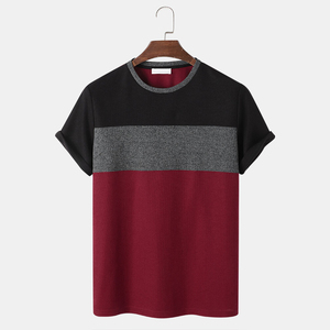 T-shirt en tricot pour homme, manches courtes, col rond, coupe décontractée, design uni avec empiècements contrastants - Product Image 1