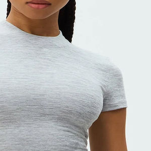 Servicio OEM de Fabricante Mayorista de Ropa Lista para Exportar con Logotipo Personalizado, Cuello Redondo, Diseño Minimalista Moderno, Perfecto para Ropa Urbana - Product Image 4