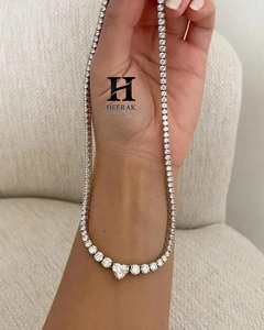 Collar de Tenis de Diamantes en Forma de Corazón de Lujo, Chapado en Oro Blanco de 14K, Cadena de Tenis con Diamantes Cultivados en Laboratorio VVS para Mujer - Product Image 2