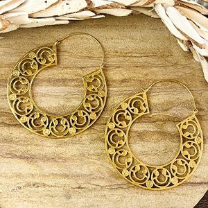 ต่างหูห่วงลายฉลุโบโฮสวยงาม ดีไซน์แบบชนเผ่า ตกแต่งด้วยทองเหลืองชุบทอง 18k ลายมันดาลา สำหรับผู้หญิง ขายส่ง รับผลิตแบบ OEM ODM - Product Image 6