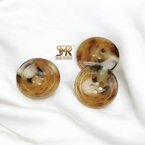 Boutons en corne de buffle sélectionnés par des tailleurs, 4 trous, ronds, polis, pour chemises, manteaux, vêtements, couture et artisanat de mode - Product Image 4