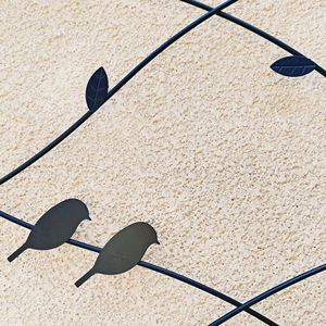 Set di 4 Tralicci da Giardino in Metallo Nero Antiruggine 220 cm x 50 cm, Supporto per Fiori da Esterno, Decorazione per Uccelli, Traliccio per Piante Rampicanti - Product Image 6