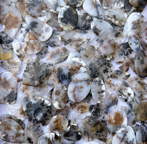 Lot de formes et de tailles mélangées de cabochons de pierres précieuses en agate dendrite naturelle pour la fabrication de bijoux - Product Image 1