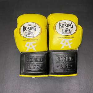 Gants de boxe Canelo Mexican No Boxing No Life MMA, jaunes et noirs, en cuir, à lacets, de haute qualité, pour adultes, équipement de sparring, fabriqués au Mexique - Product Image 5