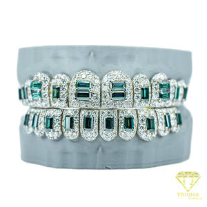 Grillz Hip Hop Unisexe en Argent Sterling S925, Moissanite VVS Taille Émeraude, Bijoux Dentaires Personnalisés Entièrement Sertis - Product Image 3
