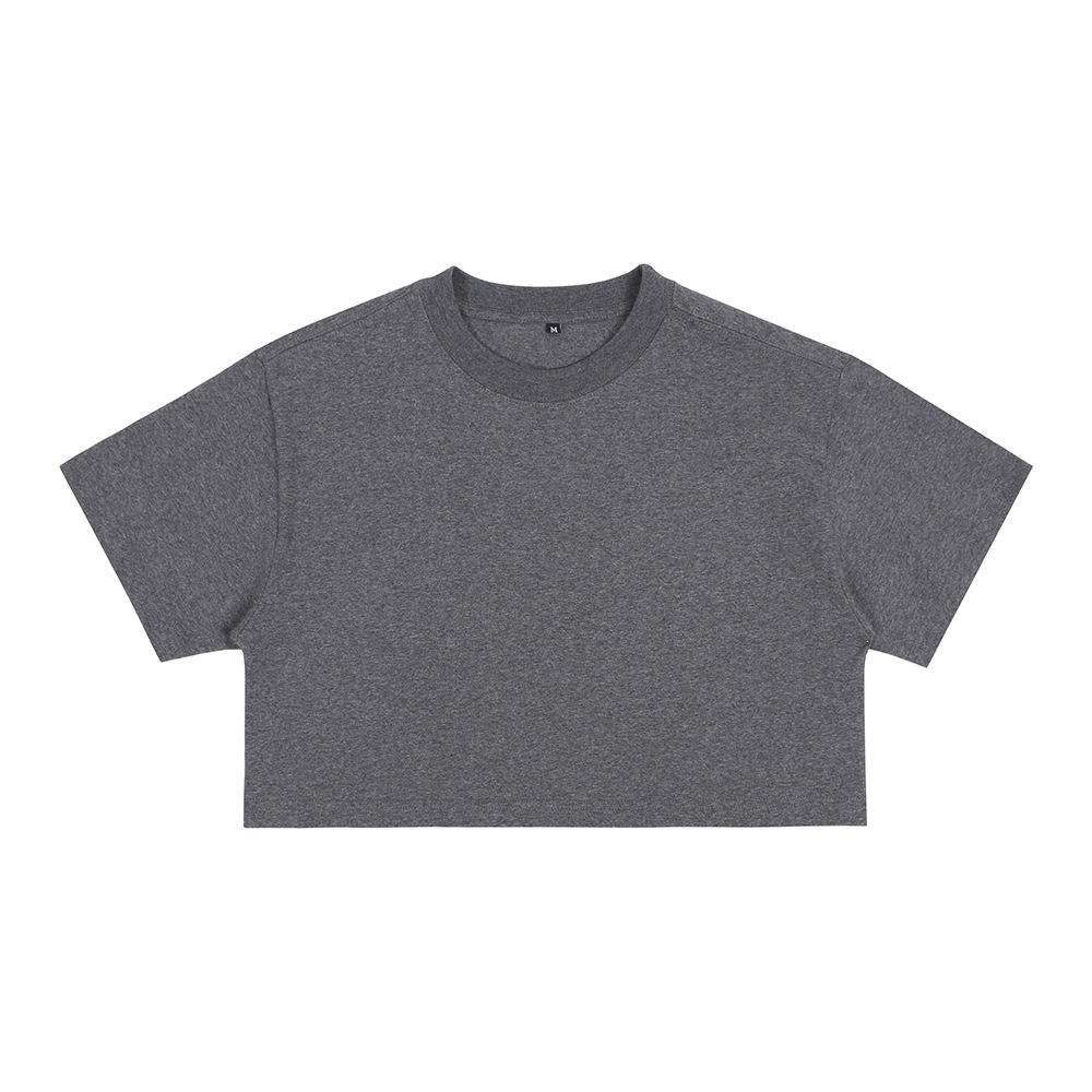 สีเทาเข้ม