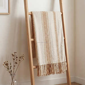 Manta de Algodón con Textura Crema de 50x60 Pulgadas con Tejido Artesanal para Sofá, Sillón y Interiores Naturales Suaves - Product Image 6