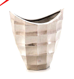 แจกันดอกไม้โลหะลายตอกสีทองตกแต่งบ้านสไตล์โมเดิร์น - Product Image 2