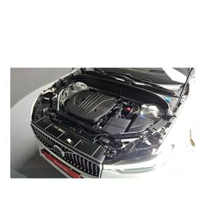 Pour Volvo XC60 B5 Ultimate avec boîte de vitesses automatique et caméra de recul, modèle juillet 2023, 19 894 km, conduite à gauche, sièges en cuir, finition brillante - Product Image 6