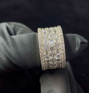 Anillo Unisex de Oro 9K 10K 14K 18K con Certificado IGI, Pureza de 0.50 Gramos, Estilo Hiphop, Diamante Natural Color D, Corte Brillante Redondo - Product Image 1