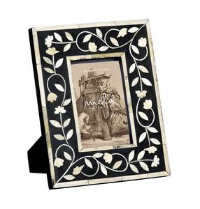 Marco de Fotos Decorativo Hecho a Mano con Madera de Resina India para el Hogar y la Oficina - Product Image 3