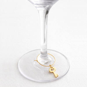 Breloques de cocktail personnalisées en métal, réutilisables et portables, avec logo décoratif mignon et pas cher pour verres à vin - Souvenirs, fêtes, accessoires de bar - Product Image 3