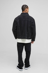 Chaqueta Vaquera Personalizada para Hombre, de Alta Calidad, Estilo Casual Urbano, Algodón Desgastado con Detalles de Botones, Transpirable y Ecológica - Product Image 2