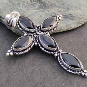 Hermoso colgante de ónix negro, plata de ley 925, joyería hecha a mano, regalo elegante para mujer, cumpleaños - Product Image 4