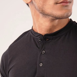 T-shirt Henley Homme Slim Fit de Haute Qualité, Manches Courtes, Col Rond, 220g, 100% Coton Jersey, Logo Imprimé en Sérigraphie, Streetwear - Product Image 4