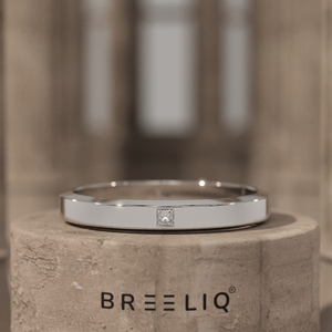 Bague minimaliste en or blanc avec diamant taille princesse, alliance solitaire élégante pour femme, bijoux fins classiques - Product Image 5