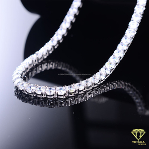 Collier ras du cou avec grappe de pierres rondes et motif floral répété, chaîne de bijoux de mode étincelante pour femme - Product Image 3