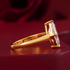 Anillo Solitario de Diamante Cultivado en Laboratorio de 2.06 CT, Corte Kite, Oro Amarillo/Blanco de 18K, Joyería Moderna de Compromiso con Claridad VS1 - Product Image 3